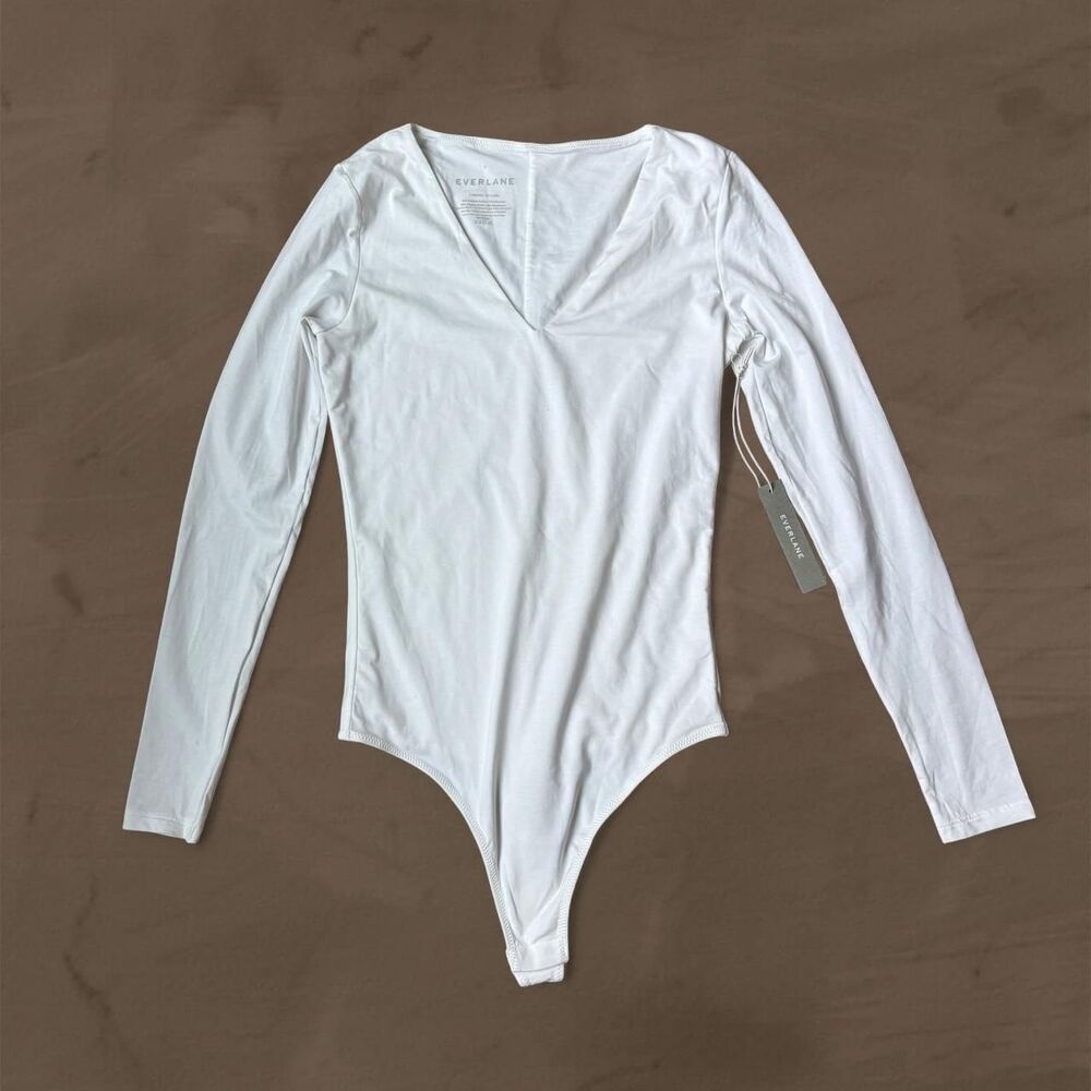 Everlane White Long-Sleeve V-Neck Bodysuit size small NEW